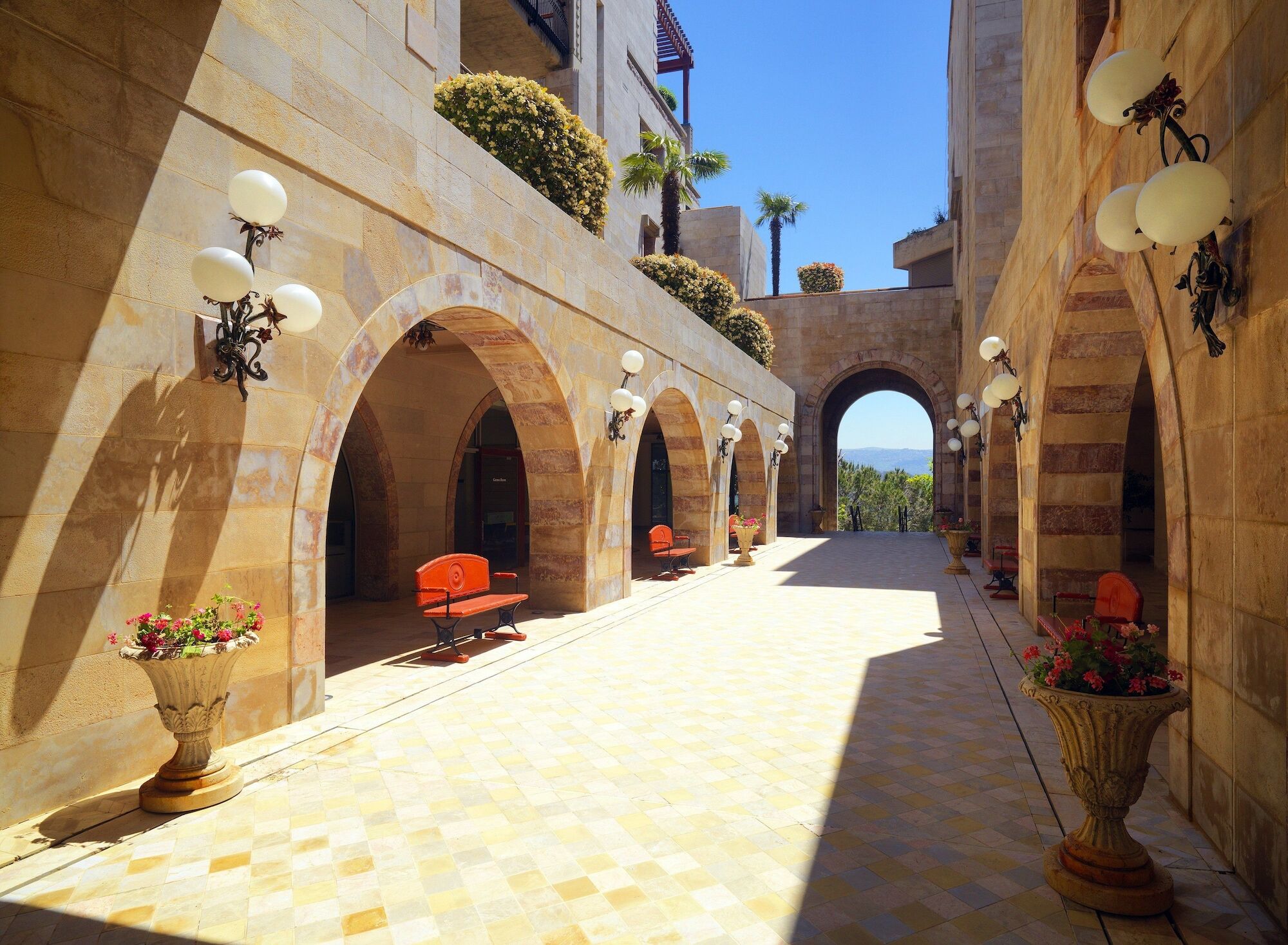 Grand Hills Hotel & Spa Brummana Exterior photo